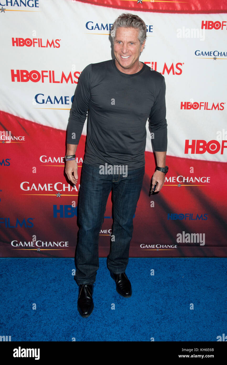 Donny Deutsch alla proiezione di HBO Films Game Change al Ziegfeld Theatre di New York City. 7 Marzo 2012. © Kristen Driscoll/Mediapunch Inc. Foto Stock