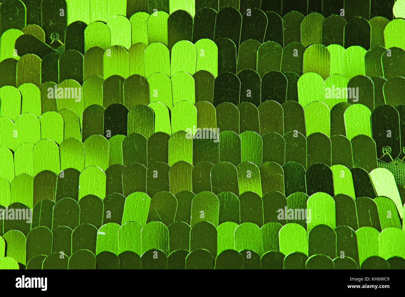 Spangle, sequin pailette sfondo. Abito a specchio panno di materiale modello di texture. Sartoria concetto di cucitura. Shiny specchiata tessuto di moda. Shiny cl Foto Stock