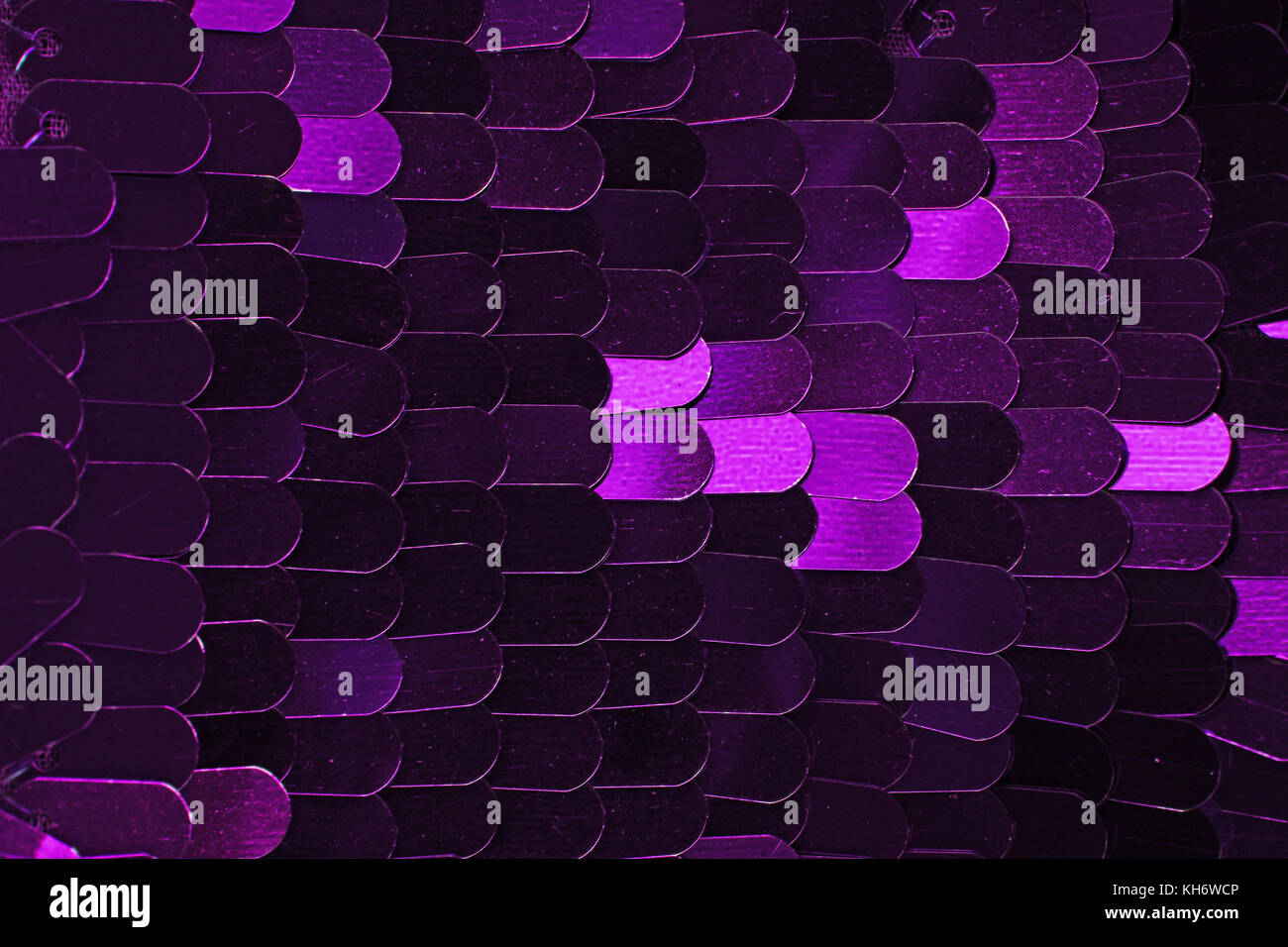 Spangle, sequin pailette sfondo. Abito a specchio panno di materiale modello di texture. Sartoria concetto di cucitura. Shiny specchiata tessuto di moda. Shiny cl Foto Stock