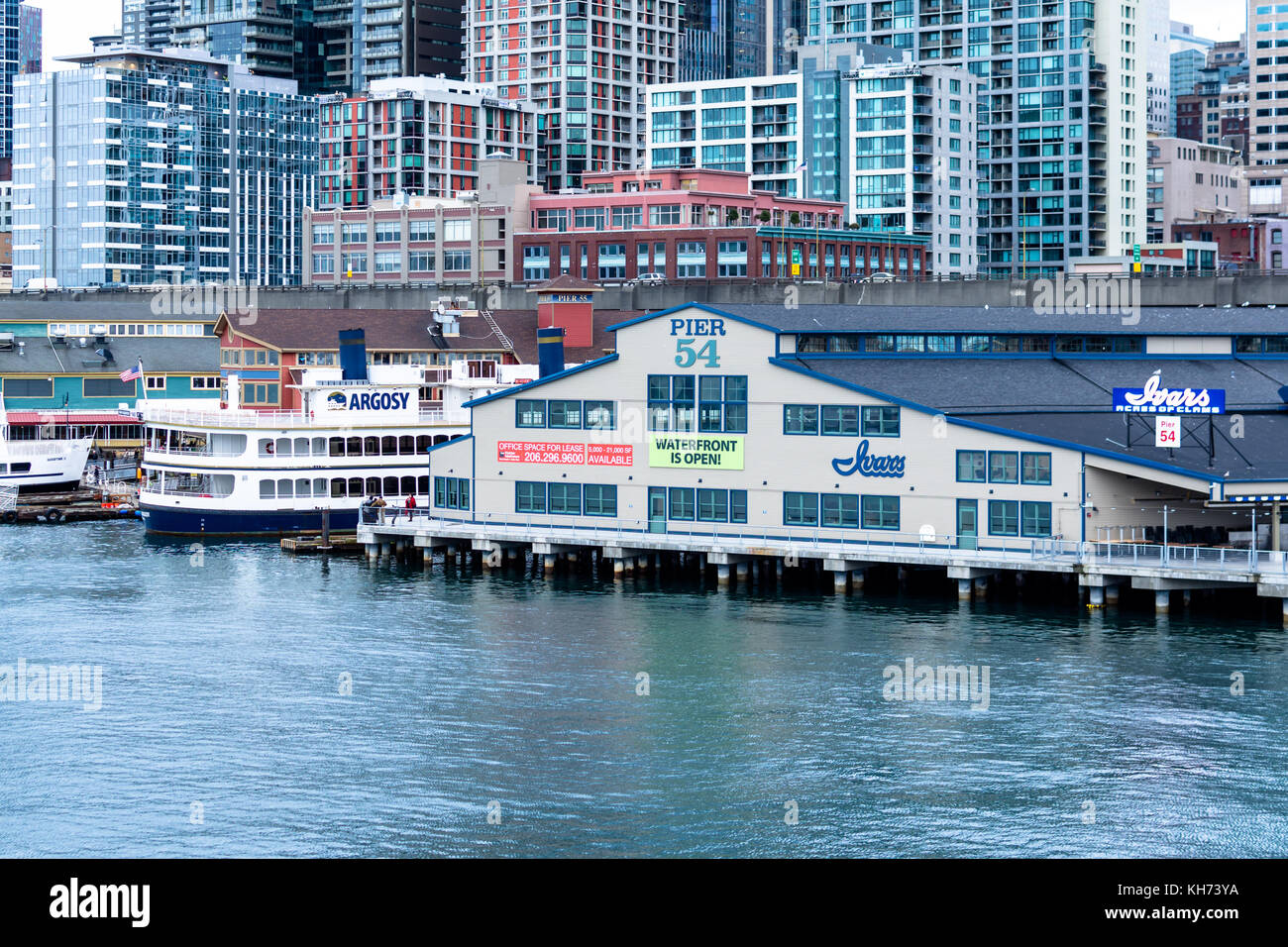 Pier 54 a Seattle, nello stato di Washington Foto Stock