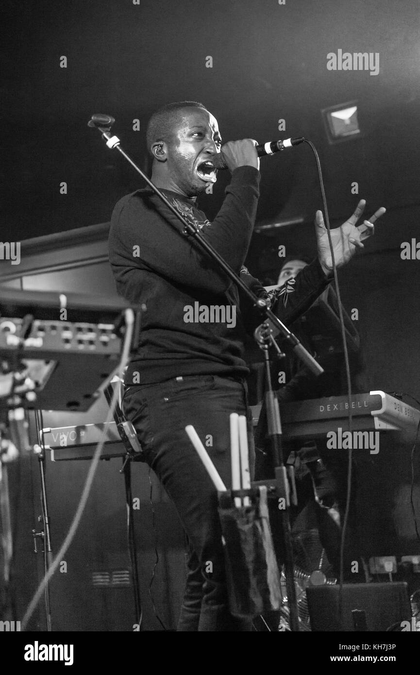 Birmingham, Regno Unito. 13 novembre, 2017. spiegazione giocare una ripianificazione della data a Birmingham Hare & Hounds. © ken harrison/alamy live news Foto Stock