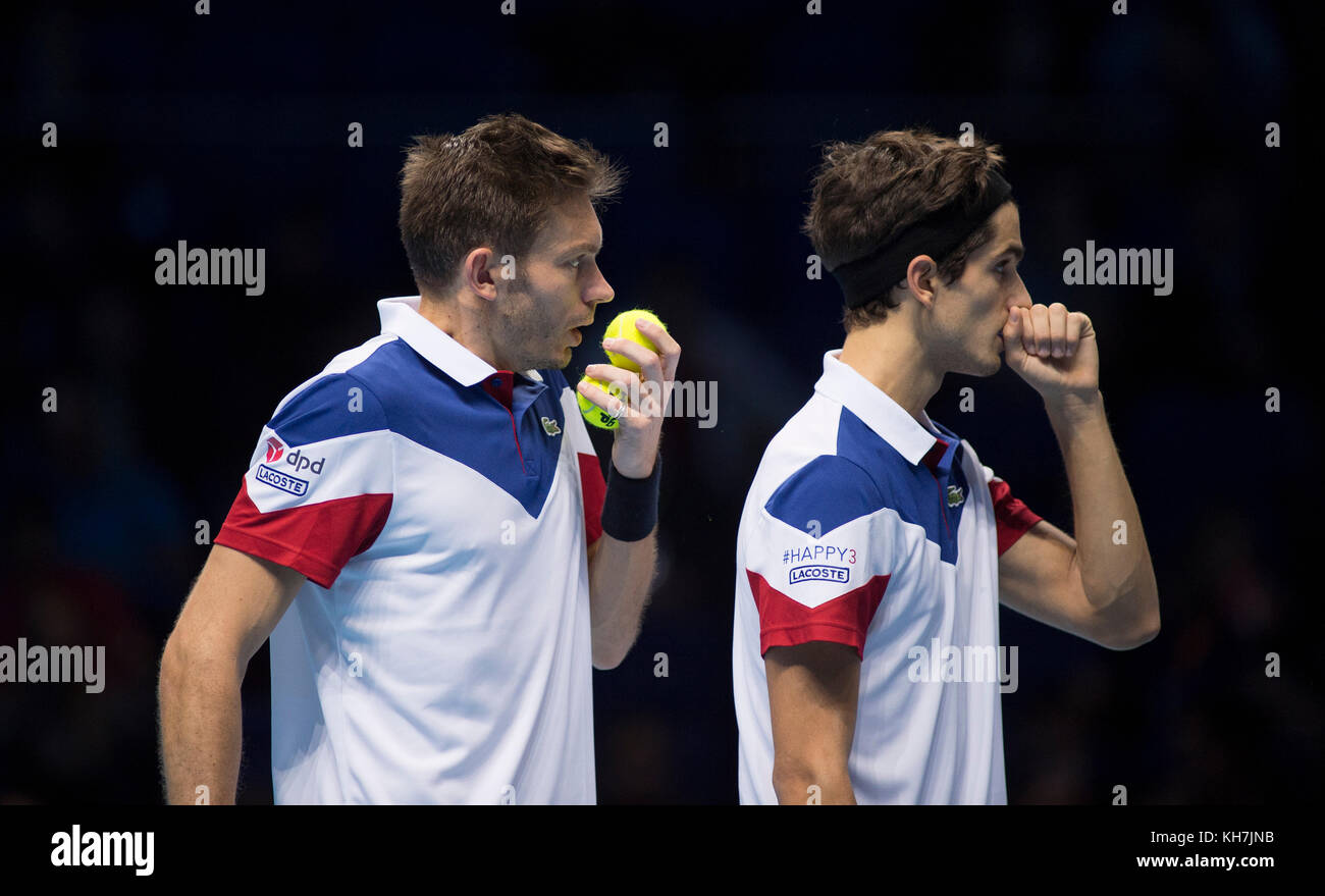 O2, Londra, Regno Unito. 14 Novembre, 2017. Il giorno 3 della Nitto ATP Finals, serata raddoppia corrispondono, Pierre-Hugues Herbert (FRA) e Nicolas MAHUT (FRA) vs Ryan Harrison (USA) e Michael Venere (NZL). Credito: Malcolm Park/Alamy Live News. Foto Stock