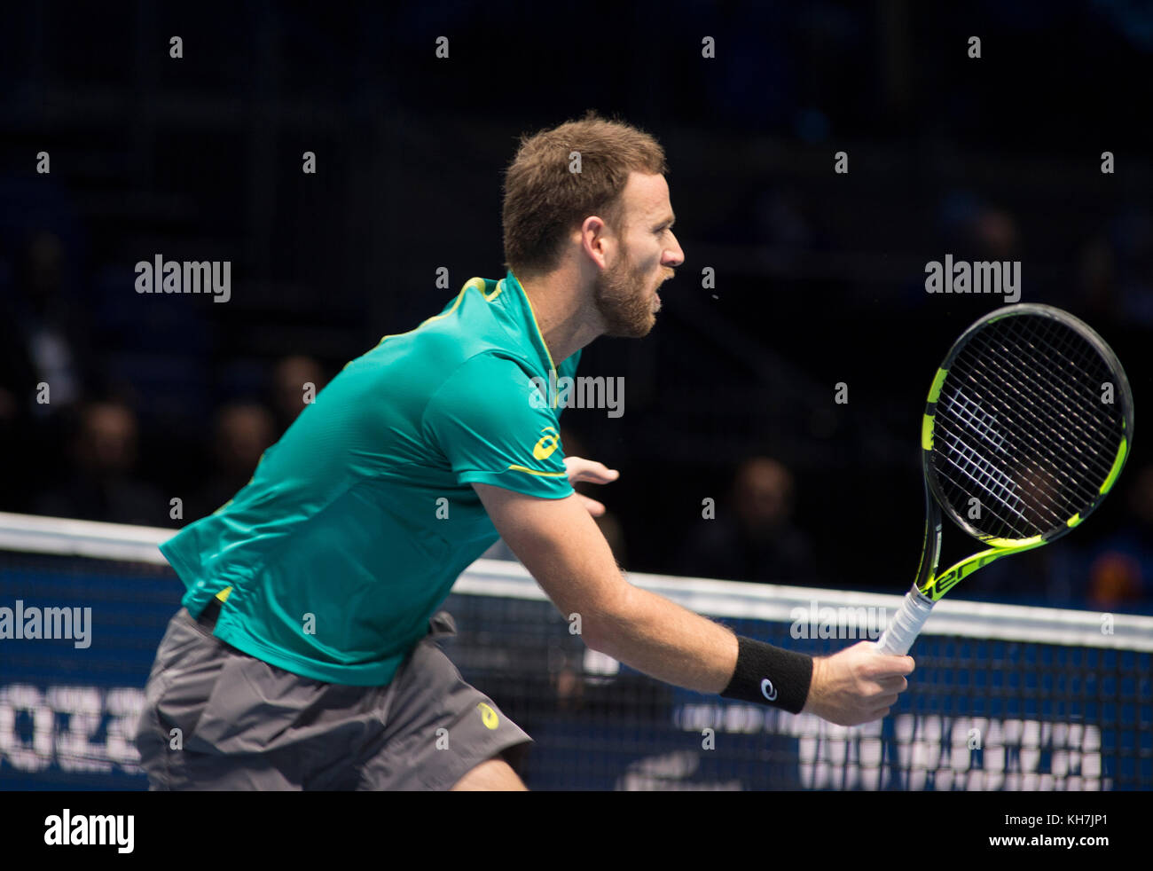O2, Londra, Regno Unito. 14 Novembre, 2017. Il giorno 3 della Nitto ATP Finals, serata raddoppia corrispondono, Pierre-Hugues Herbert (FRA) e Nicolas MAHUT (FRA) vs Ryan Harrison (USA) e Michael Venere (NZL). Credito: Malcolm Park/Alamy Live News. Foto Stock