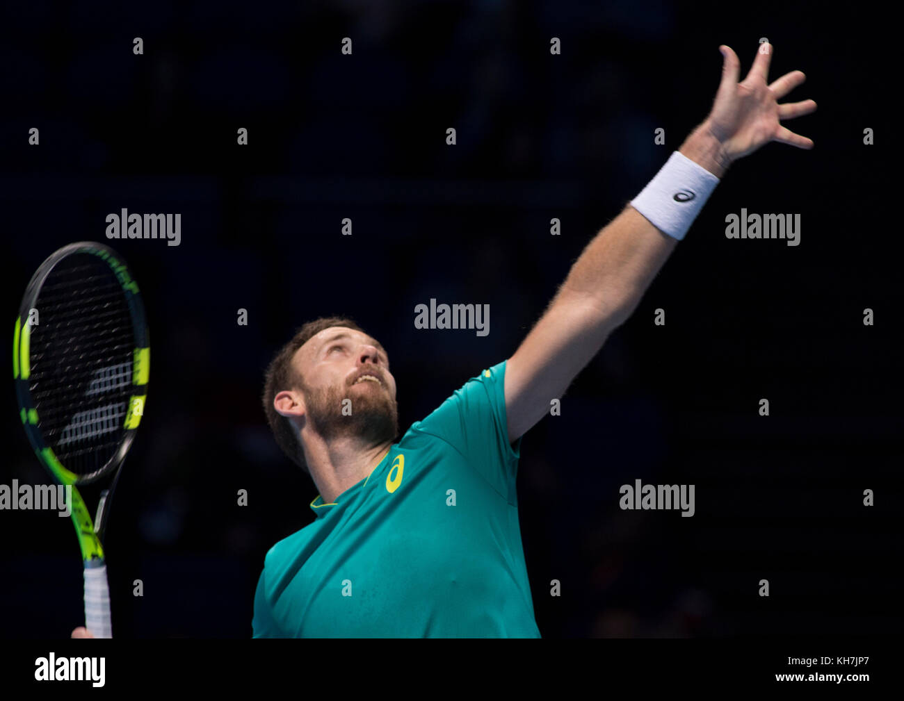 O2, Londra, Regno Unito. 14 Novembre, 2017. Il giorno 3 della Nitto ATP Finals, serata raddoppia corrispondono, Pierre-Hugues Herbert (FRA) e Nicolas MAHUT (FRA) vs Ryan Harrison (USA) e Michael Venere (NZL). Credito: Malcolm Park/Alamy Live News. Foto Stock