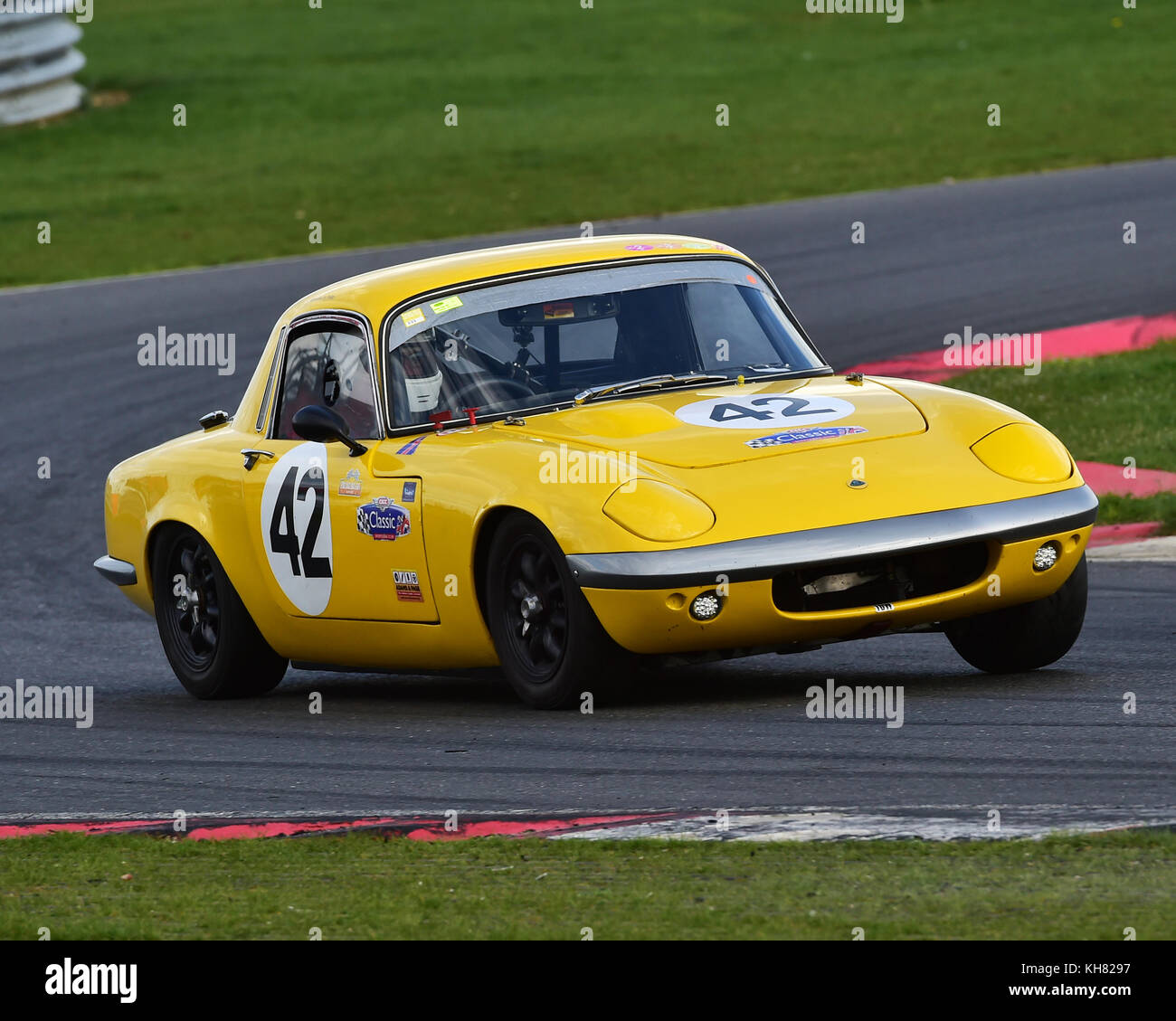 Philip rothwell, Richard hayhow, Lotus Elan S3, swinging anni sessanta, gruppo 2, cscc, season opener, Snetterton, 1 aprile 2017, concorrenza, motorsport, m Foto Stock