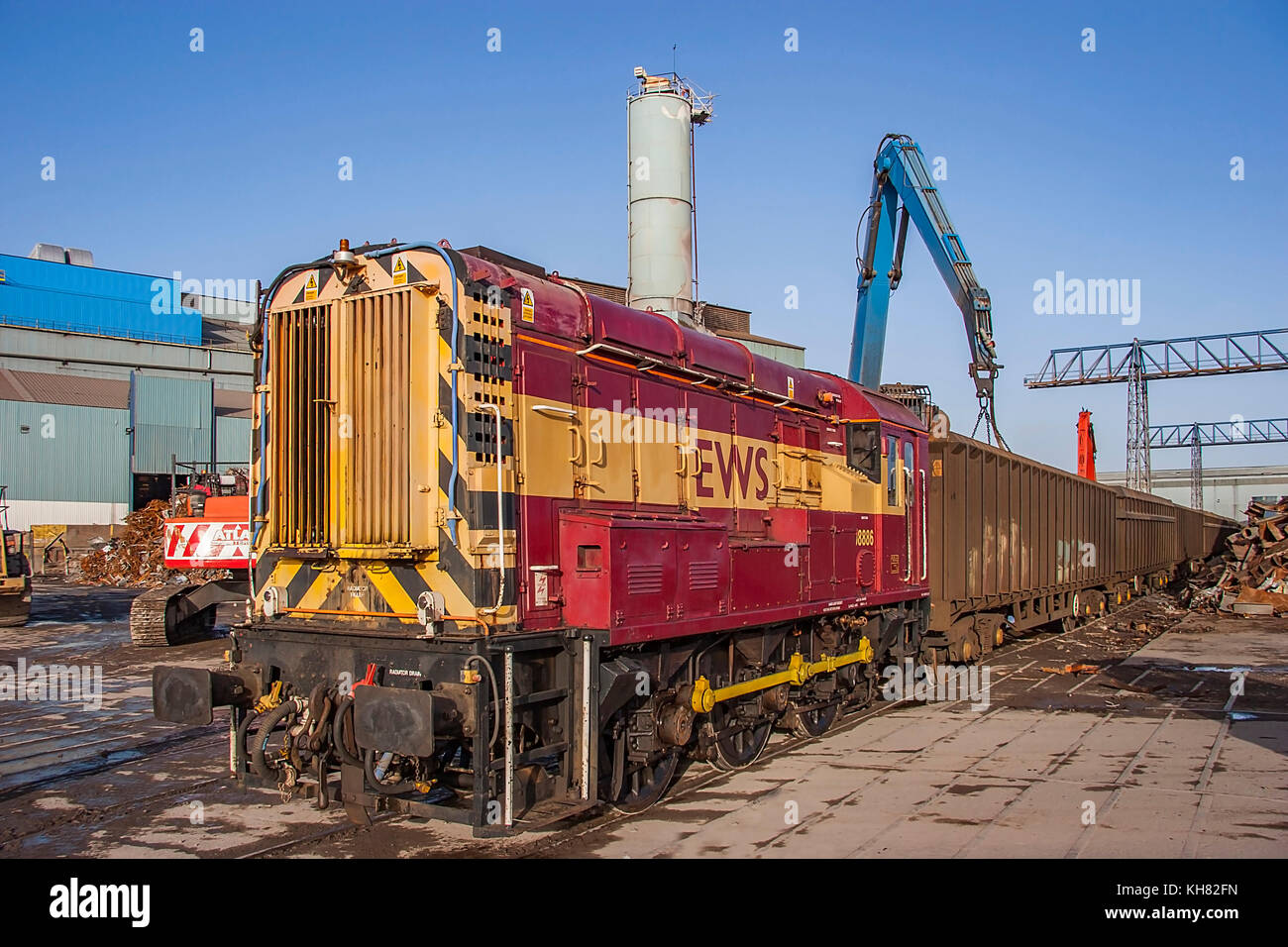 Classe 08 deviatore 08886 visto all'ora chiusa sheerness acciaierie. Foto Stock