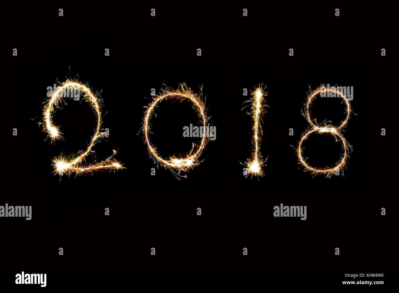 2018 scritto con Sparkle fuochi d' artificio, Nuovo anno 2018 concept. Foto Stock