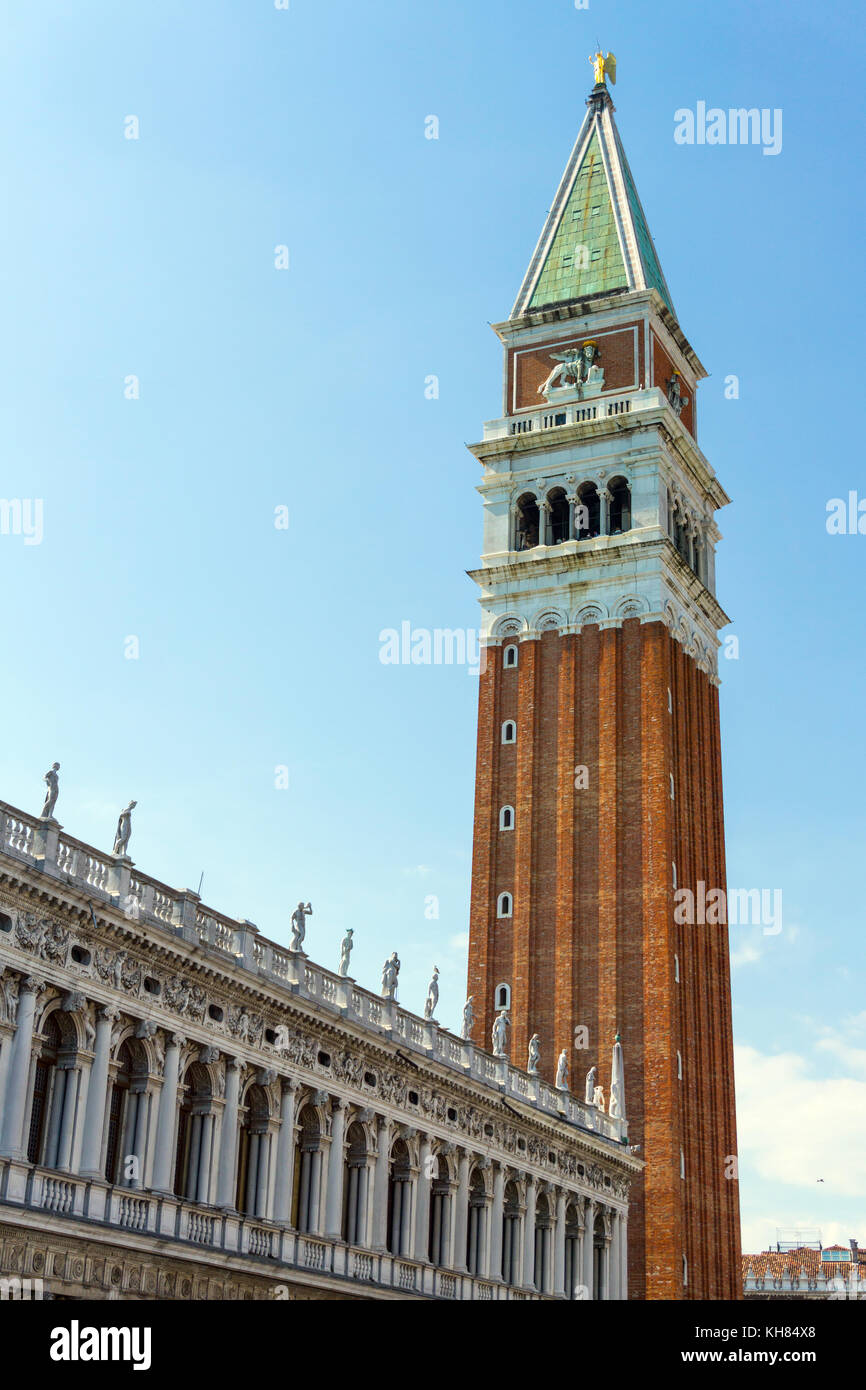 Italia,Veneto,Venezia,San Il campanile di Mark Foto Stock