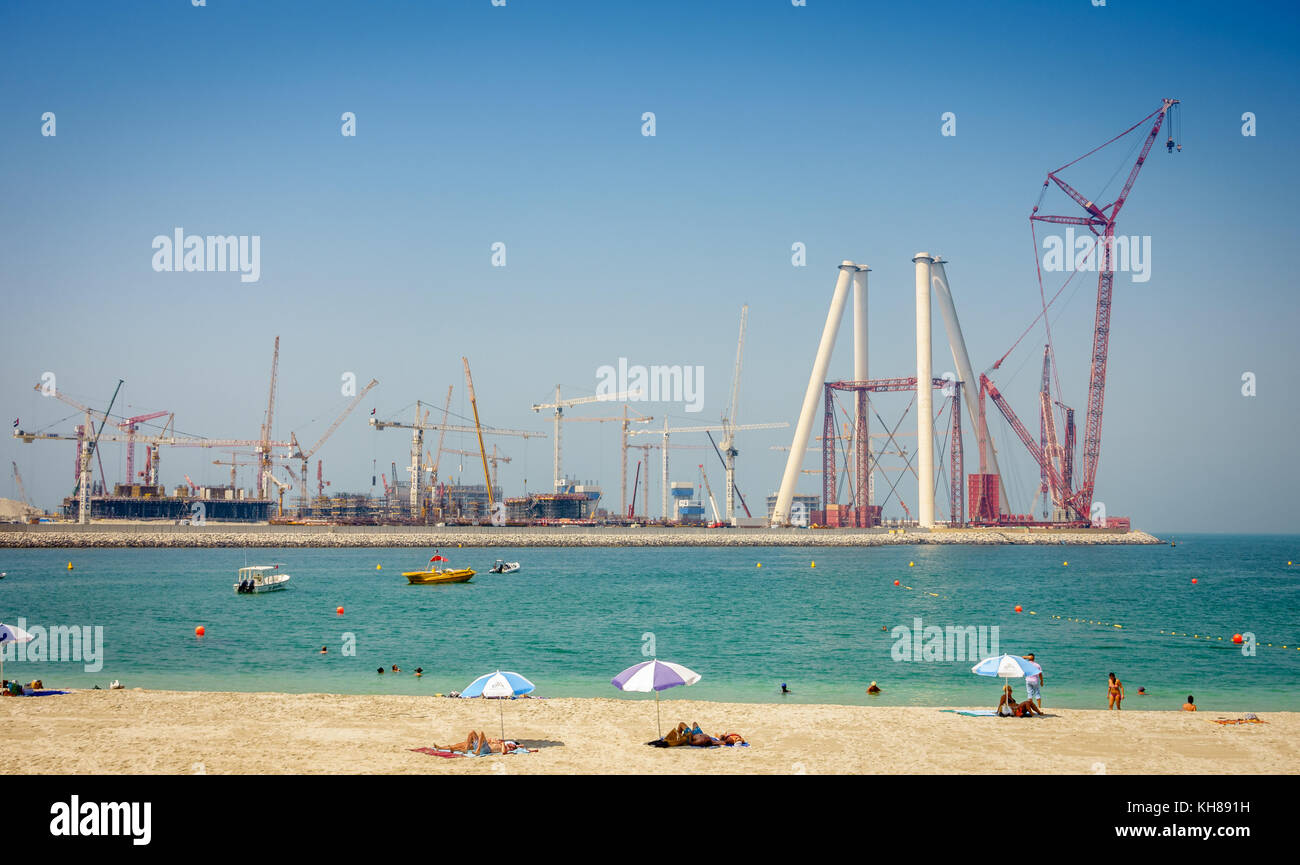 Dubai, UAE, Ottobre 6, 2015: inizio fasi della costruzione di dubai ruota panoramica Ferris, ain dubai, impostata in modo da essere il più grande del mondo Foto Stock