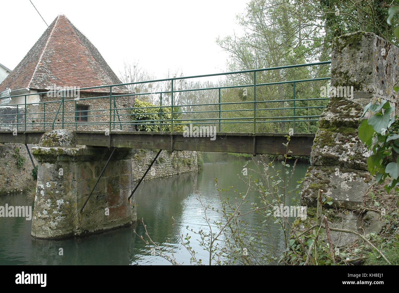 Fiume, acqua, vegetazione, 2008, Saint-Hilaire en la recherche, Combray da recherche Proust Illiers, Francia Foto Stock