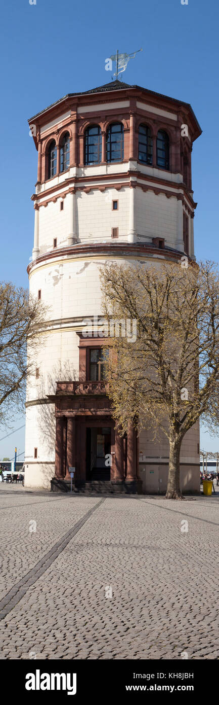 Schloßturm, Burgplatz, Düsseldorf, Renania Settentrionale-Vestfalia, Germania, Europa Foto Stock