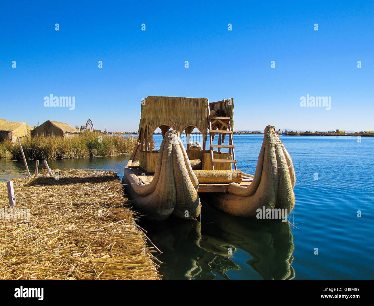 Il lago Titicaca dal Perù acque Foto Stock