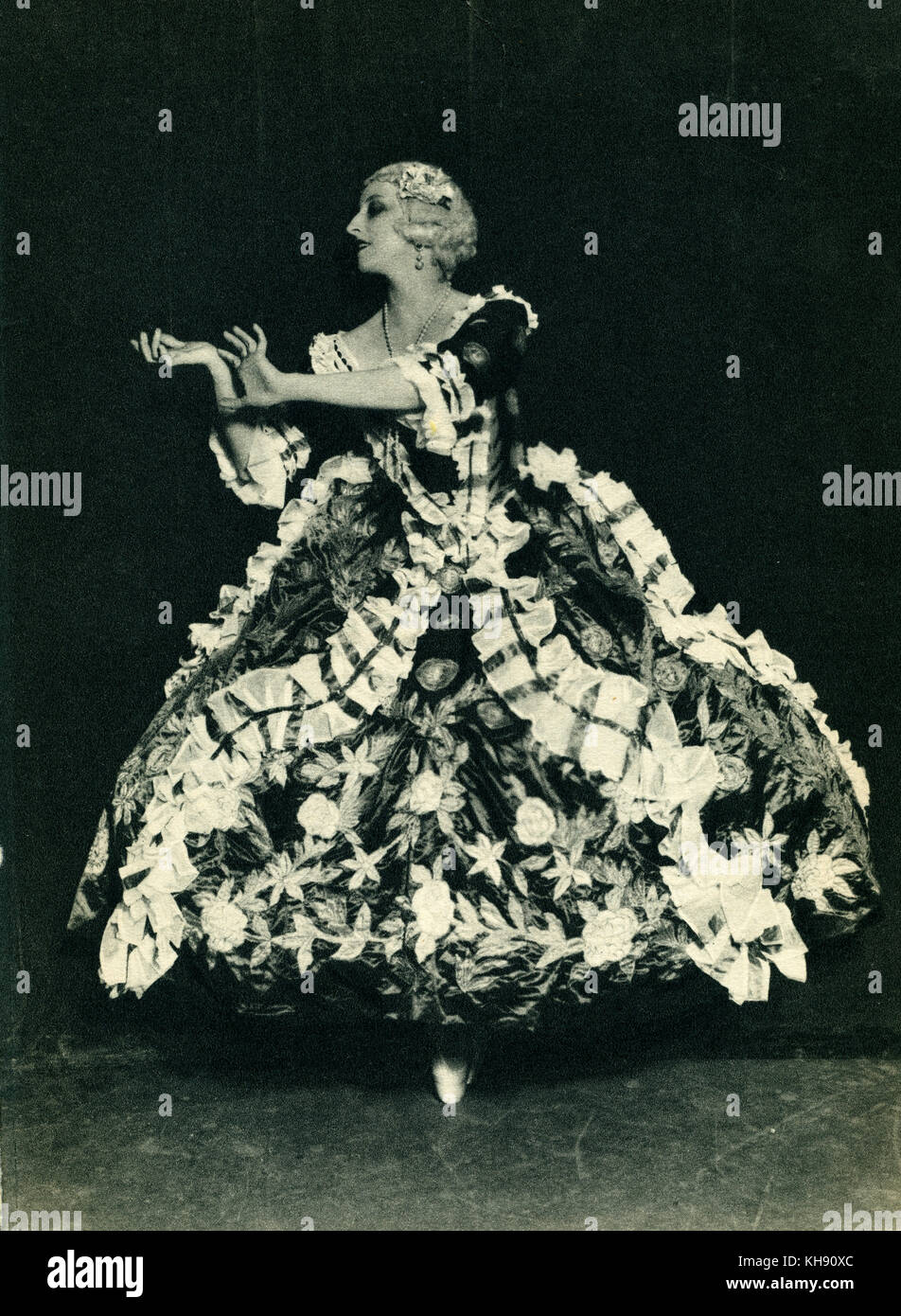 Lubov Tchernicheva nel buon umore Ladies - balletto (1917) con la coreografia di Léonide Massine e musica disposti da sonate di Domenico Scarlatti da Vincenzo Tommasini. Sulla base di una commedia di Carlo Goldoni. LT: Russo ballerina, 17 settembre 1890 - 1 marzo 1976. Foto Stock