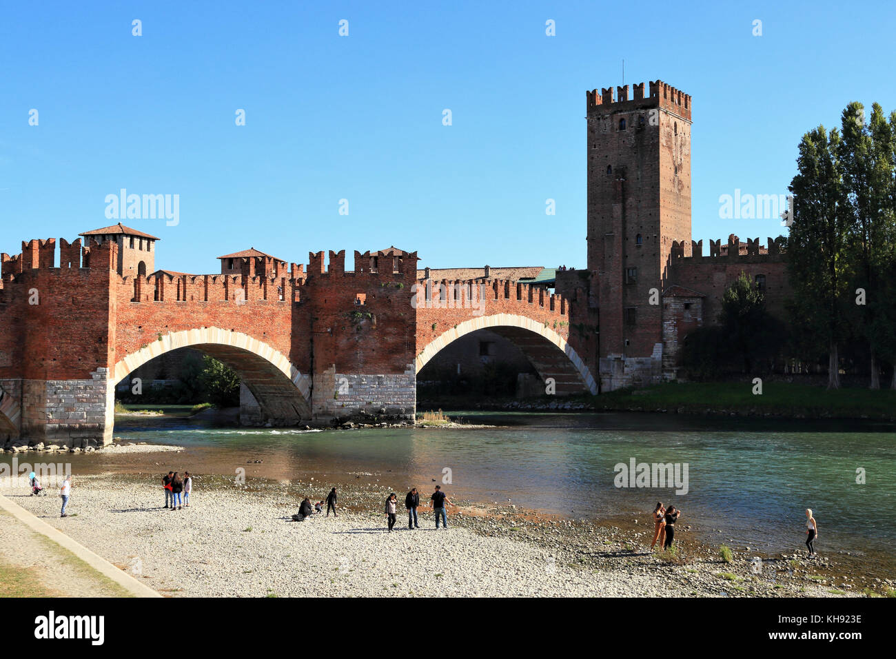Verona, il Ponte di Castel Vecchio ponte (Ponte Scaligero) Foto Stock