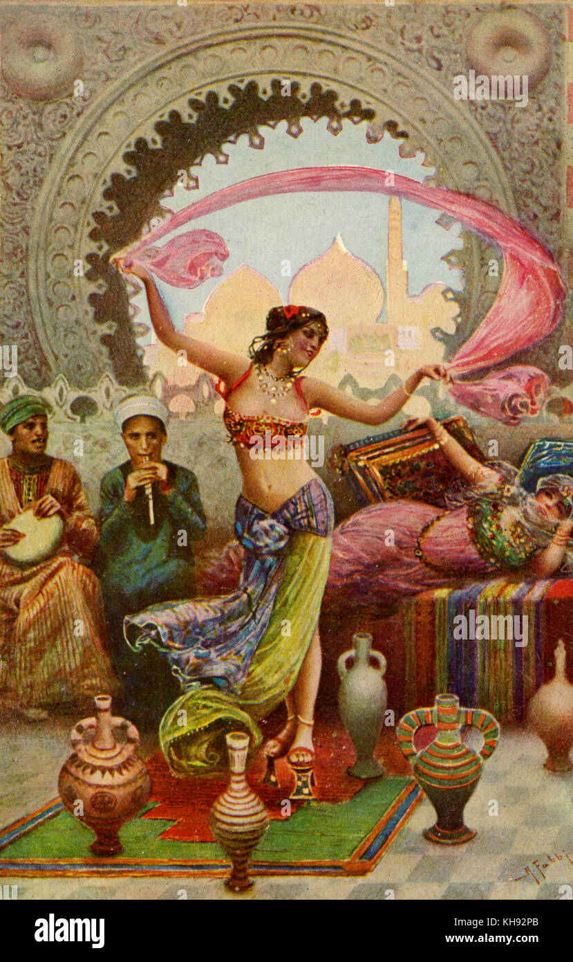 Egiziano danzatrice del ventre - illustrazione sulla cartolina francese. Nei primi anni del XX secolo. Classico danza del ventre Egiziana noto anche come raqs sharqi. Foto Stock