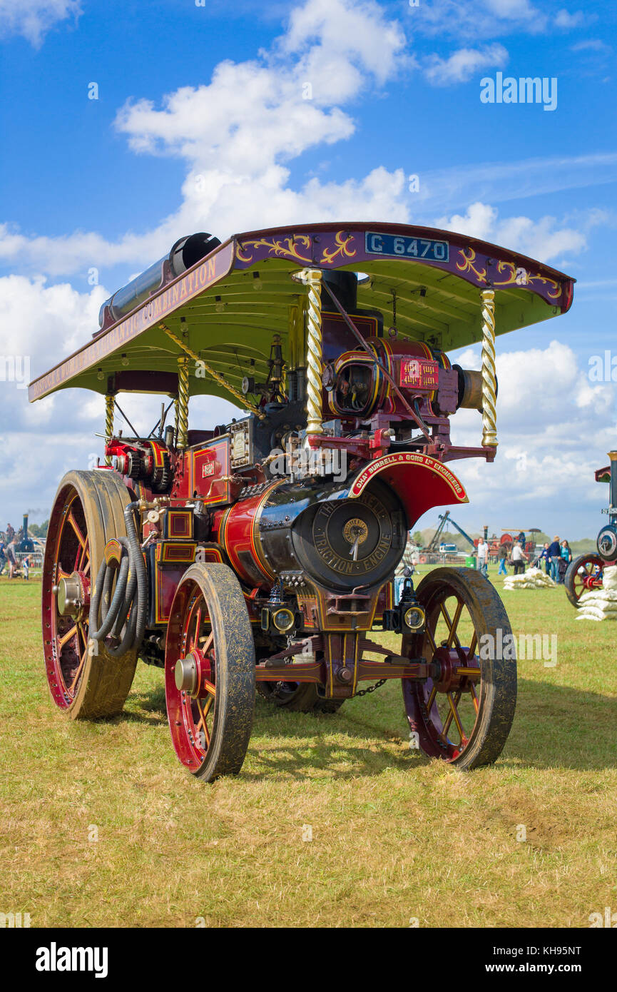 Vecchio e restaurato Burrell vapore locomotiva Showmans chiamato nero a un inglese mostra nel Gloucestershire England Regno Unito Foto Stock