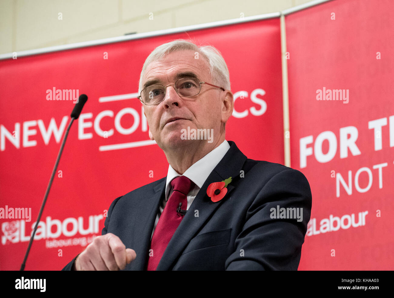Il vescovo Grosseteste University, Lincoln, Lincolnshire, Regno Unito. Xi Nov, 2017. John McDonnell MP lavoro ombra del Cancelliere dello Scacchiere. Foto Stock