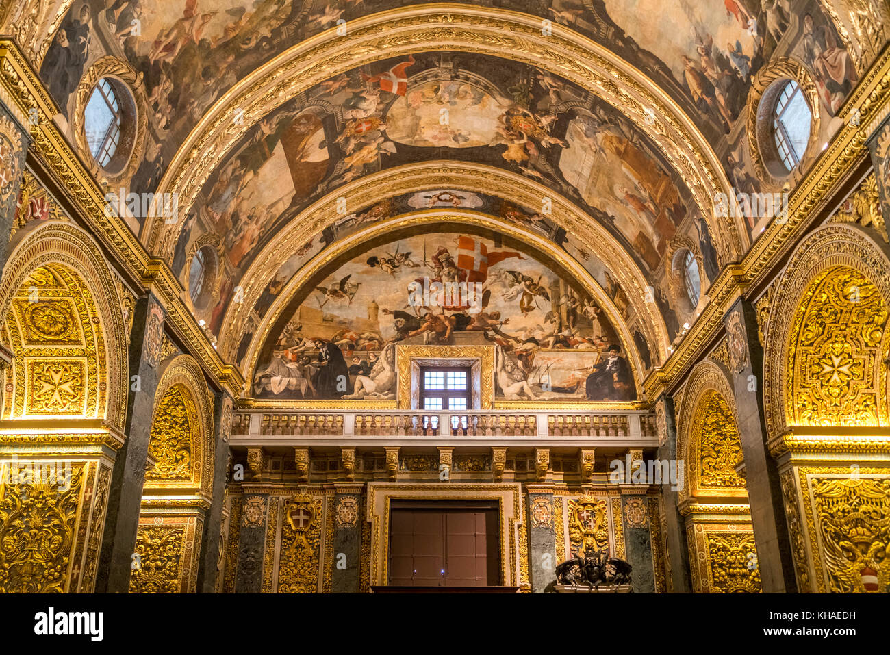 Interni magnifici con dipinti a soffitto, co-Cattedrale cattolica di San Giovanni, la Valletta, Malta Foto Stock