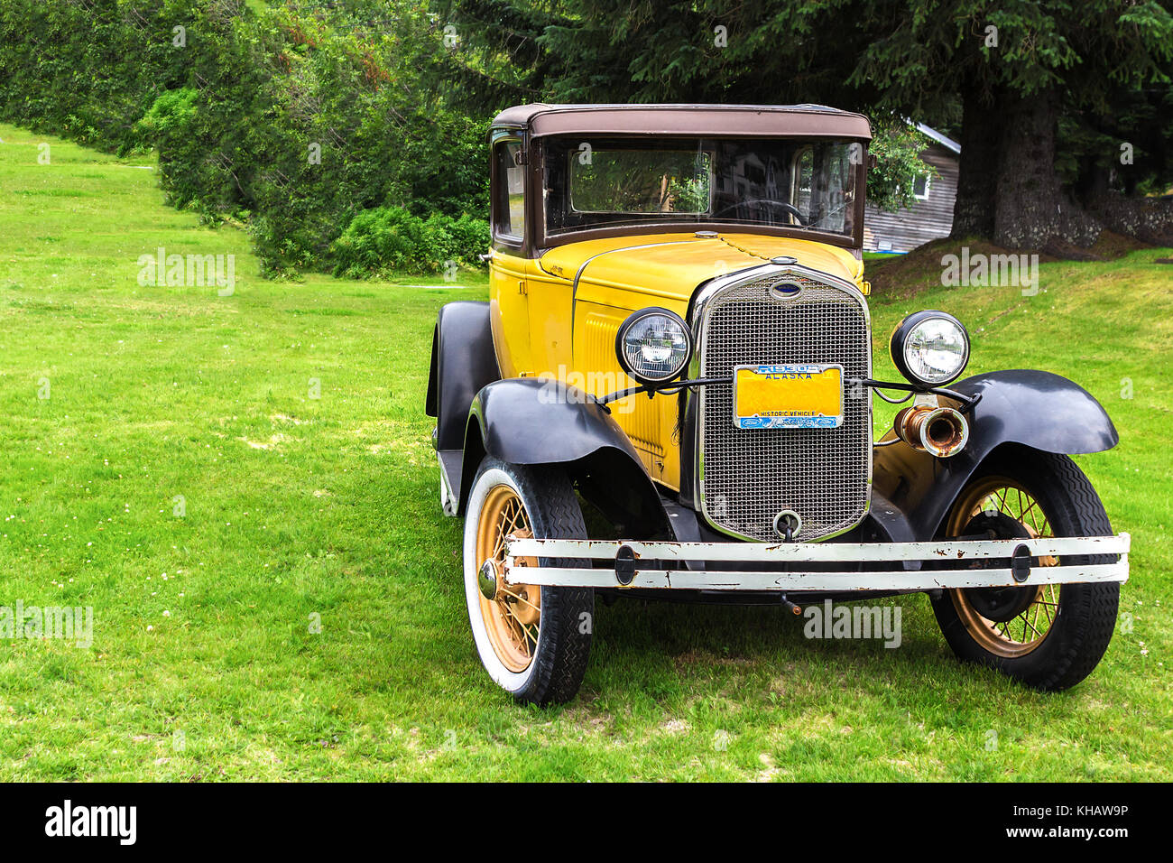 Haines, Alaska, Stati Uniti d'America - luglio 29th, 2017: un vintage ford auto modello 1930 a Fort seward, haines, Alaska. Foto Stock