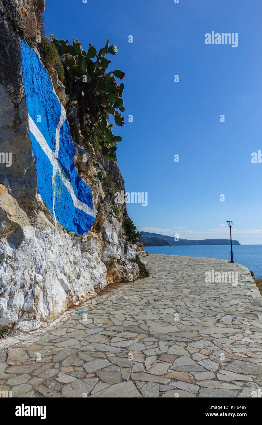 Passeggiata sul lungomare, marciapiede, Nafpio, Peleponnese, Grecia Foto Stock
