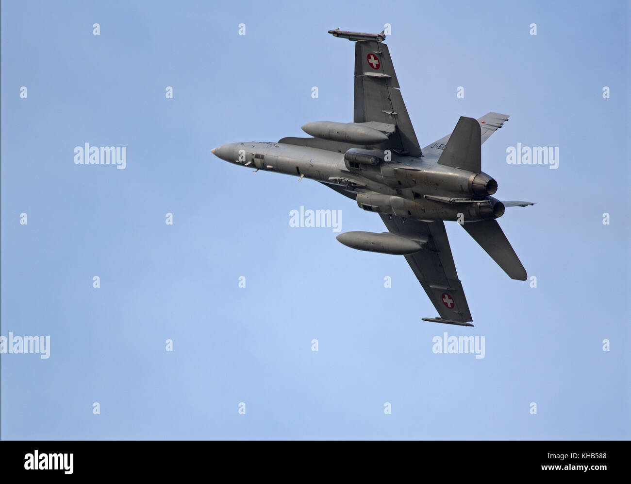 Swiss Air Force mcdonnell Douglas F18C/A Hornet veloce propulsori Twin Jet Fighter Aircraft.su 4 settimane di formazione pilota esercizio. Foto Stock