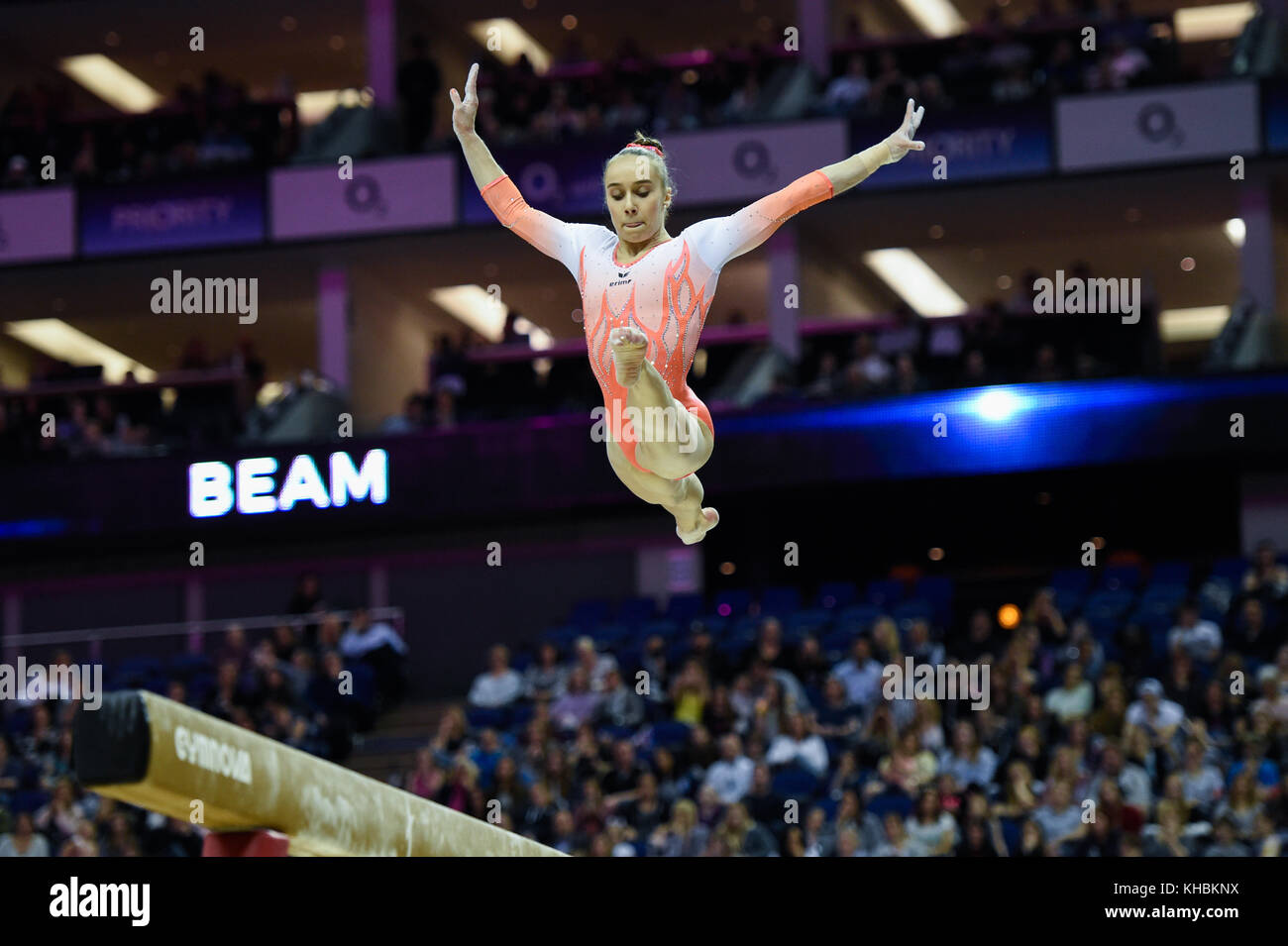 2017 Coppa del Mondo di ginnastica. L'Arena O2.Sabato, 8 aprile 2017. Donna della concorrenza .Tabea ALT (GER) Foto Stock