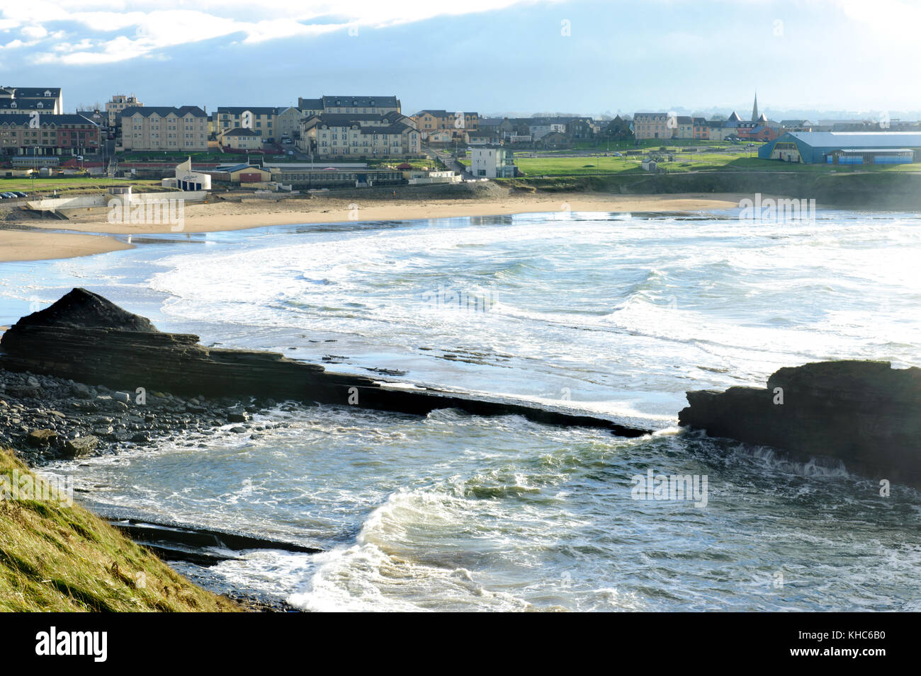 Bundoran spiaggia principale in Co. Donegal, Irlanda Foto Stock