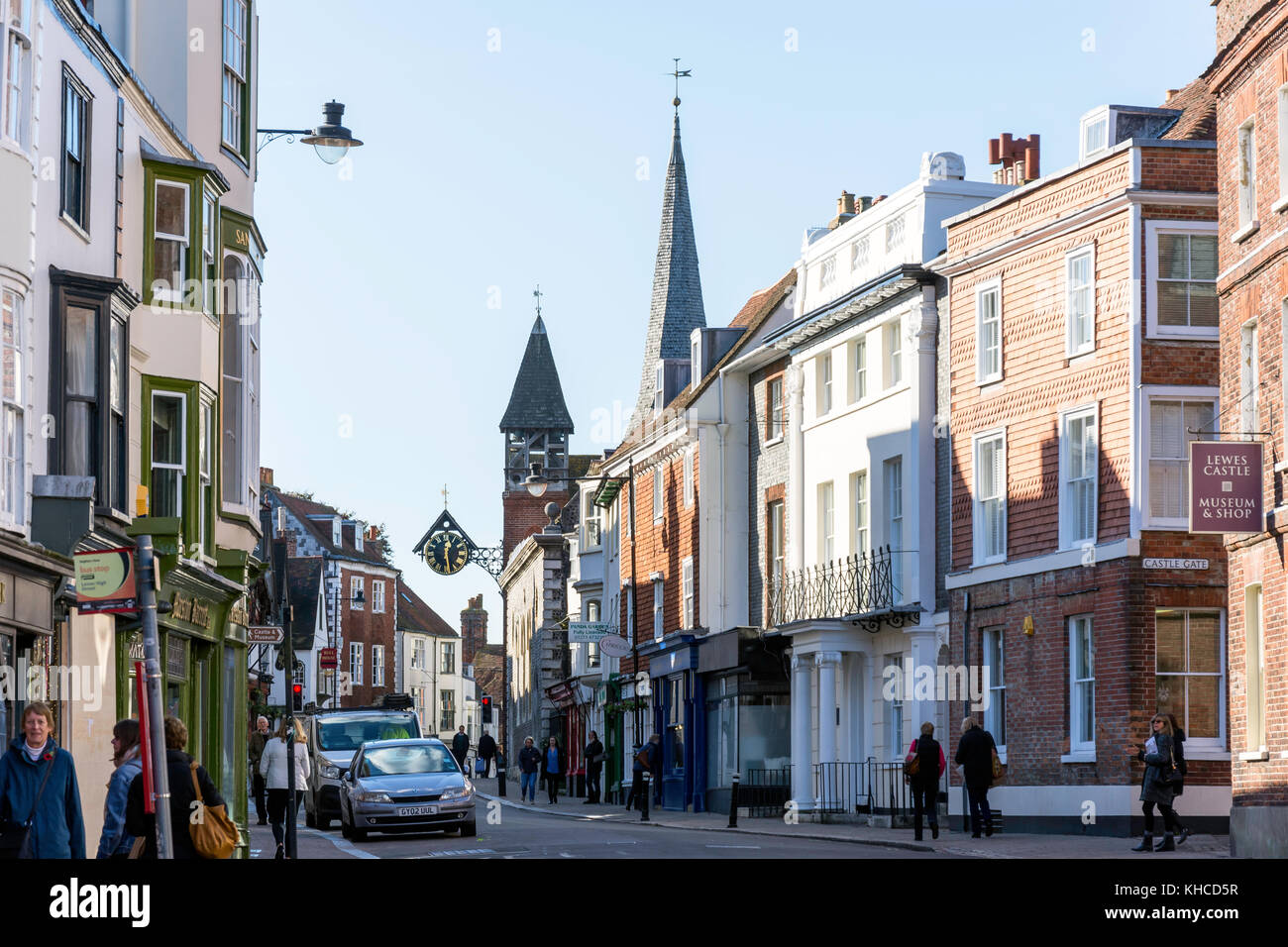 Lewes High Street, Lewes, East Sussex, England, Regno Unito Foto Stock