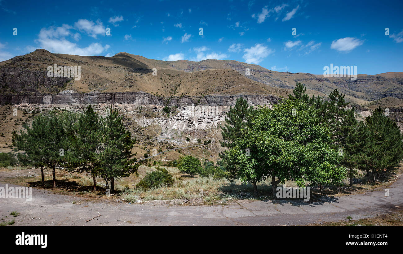 Vardzia è una grotta monastero complesso del XII-XIII secolo nel sud della Georgia, in javakheti, nella valle del fiume Kura. un eccezionale m Foto Stock
