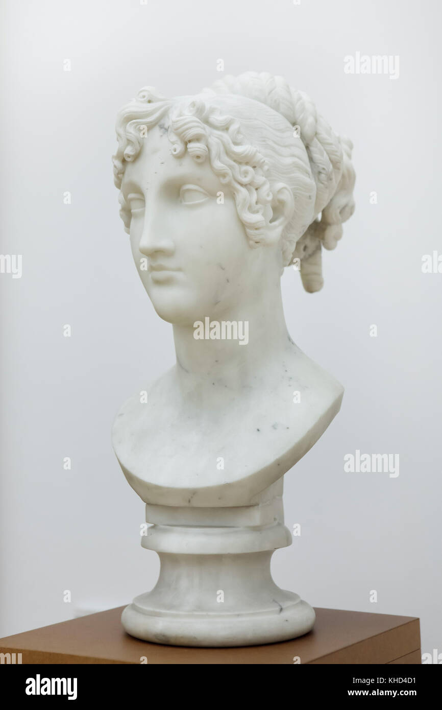 Busto in marmo di greca Saffo da italiano scultore neoclassico Antonio Canova (?) circa dal 1818 sul display nel Museum der Bildenden Künste (Museo delle Belle Arti) di Lipsia, in Sassonia, Germania. Foto Stock