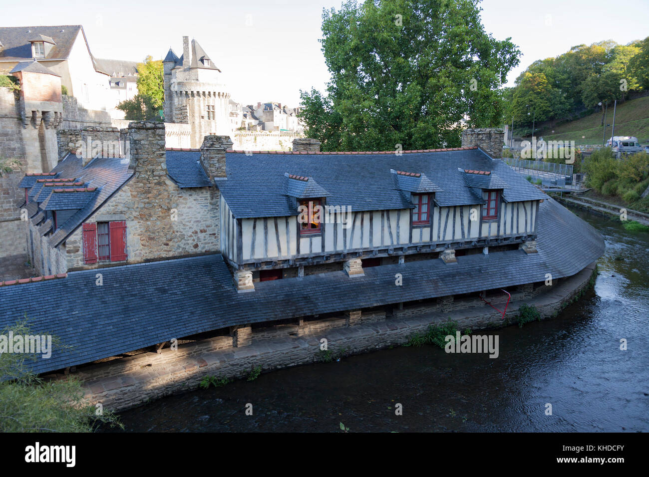 Il lavaggio delle case di Vannes (Morbihan - Francia). Situato sotto i bastioni, essi specchio nel fiume Marle. Les lavoirs de Vannes (Morbihan - Francia). Foto Stock