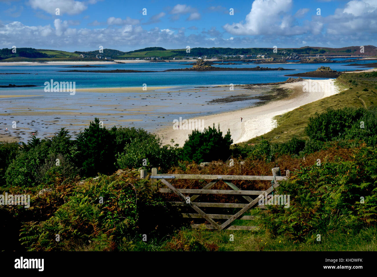 Alta Vista della baia di San Lorenzo,st martin's, guardando verso tresco,Isole Scilly,Inghilterra Foto Stock