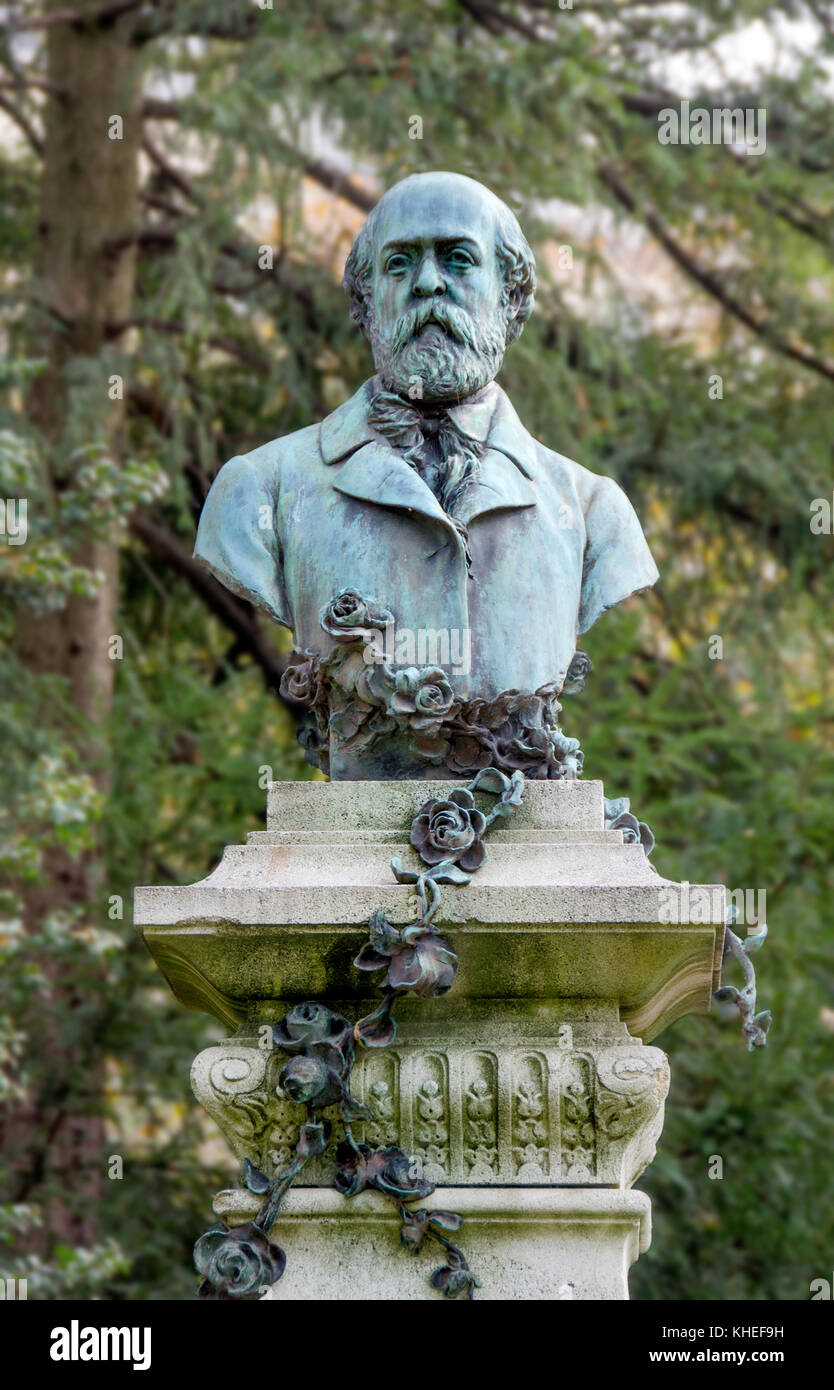 Parigi, Francia. Jardin du Luxembourg (6° Arr) Bust di Henri Murger (1822 – 1861) romanziere e poeta francese. (Di Théophile-Henri Bouillon, 1895) Foto Stock