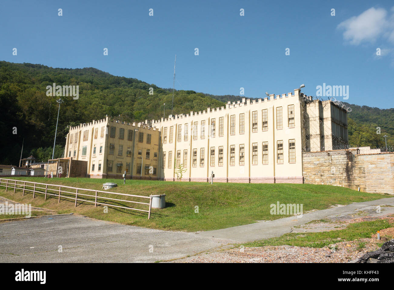 Esterno del penitenziario statale della Brushy Mountain a Petros, Tennessee, USA. Foto Stock