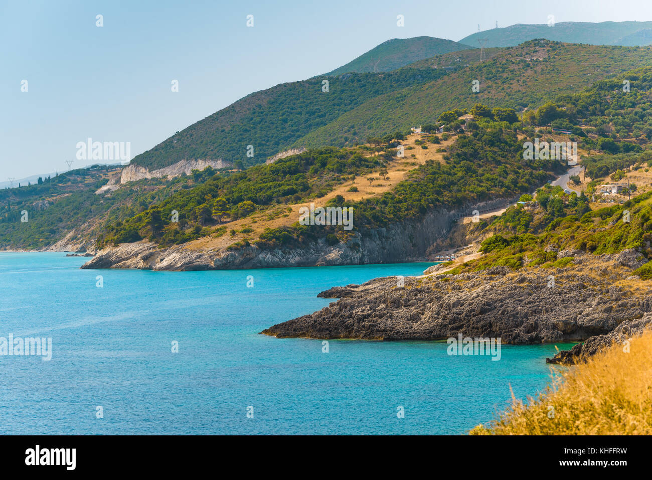 Azure bay con fonti di zolfo sull'isola di Zante, Grecia. estate vacanze seascape Foto Stock