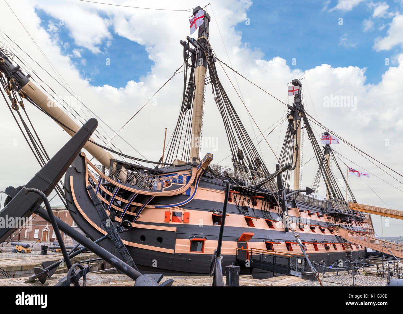 HMS Victory, Nelson nave ammiraglia nella Battaglia di Trafalgar, Portsmouth Historic Dockyard, Hampshire, Inghilterra, Regno Unito Foto Stock