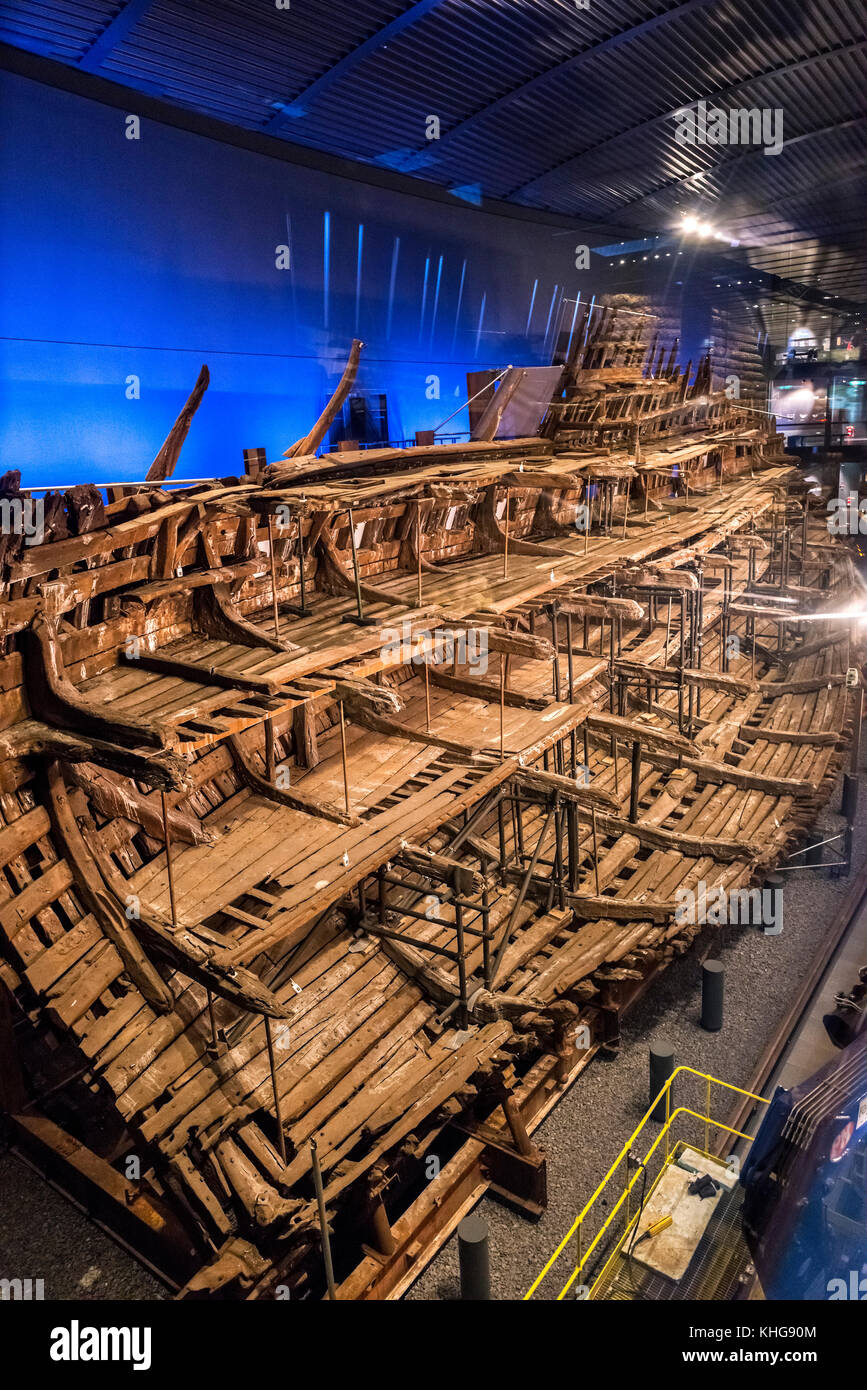 Il relitto della Mary Rose in Mary Rose Museum, Portsmouth Historic Dockyard, Hampshire, Inghilterra, Regno Unito Foto Stock