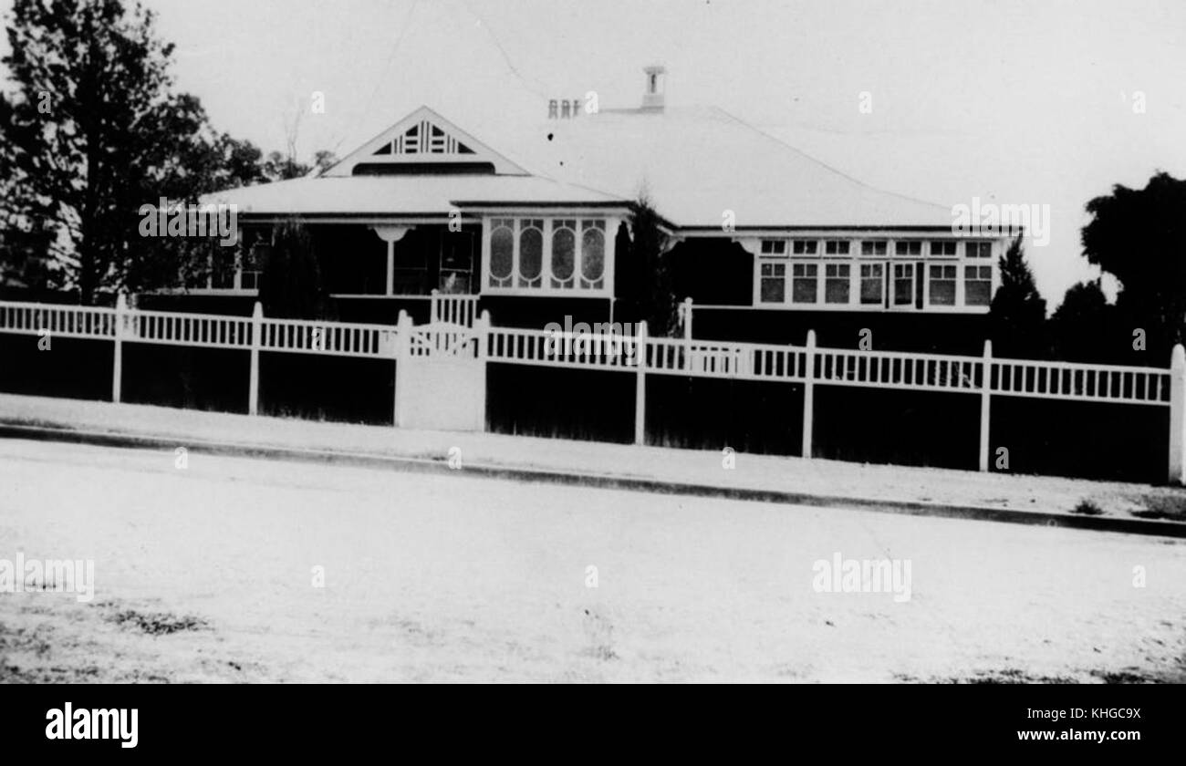 1 140055 Residence "Brae' in Terrazza Bellevue, Clayfield, ca. 1940 Foto Stock