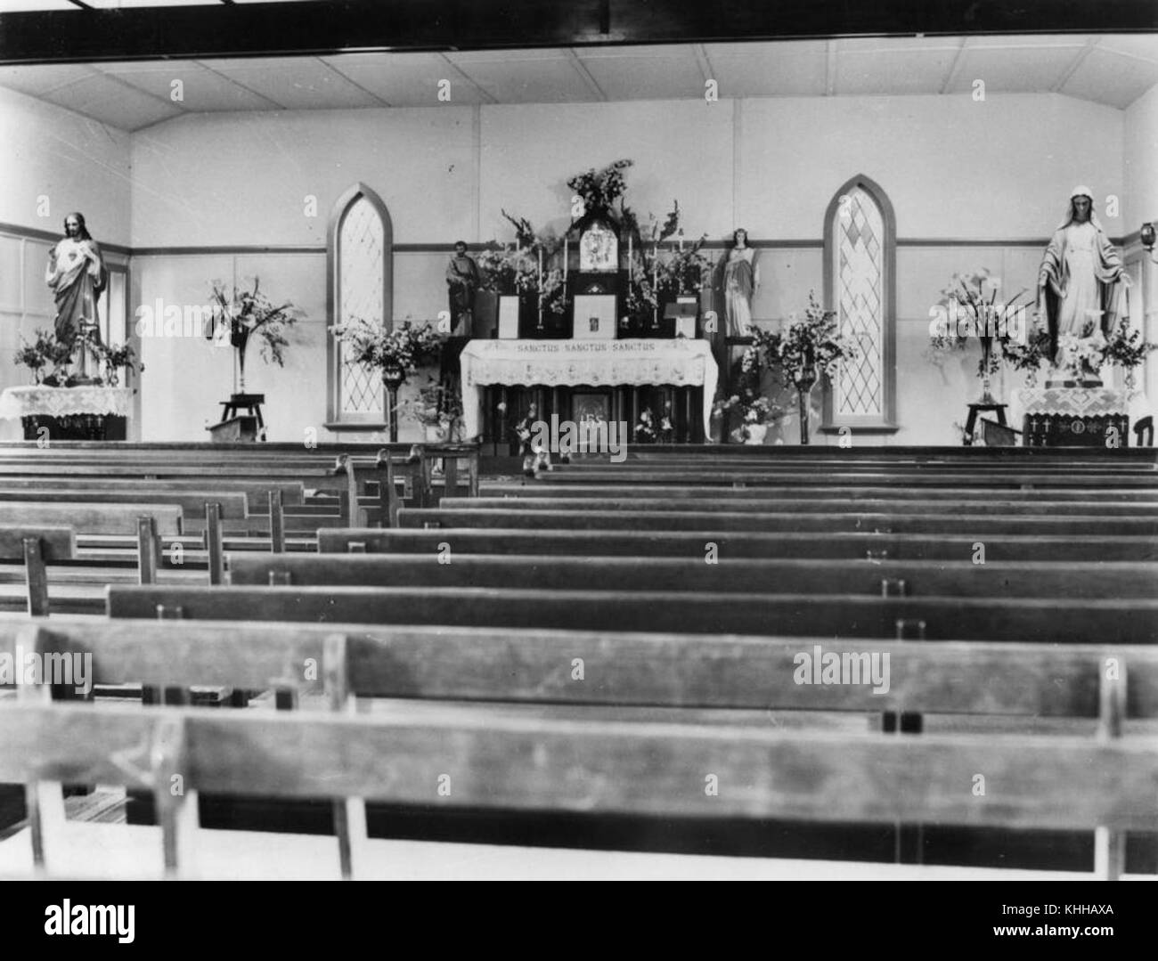 2 180095 interno del San Bonifacio chiesa cattolica romana, Kalbar, 1946 Foto Stock