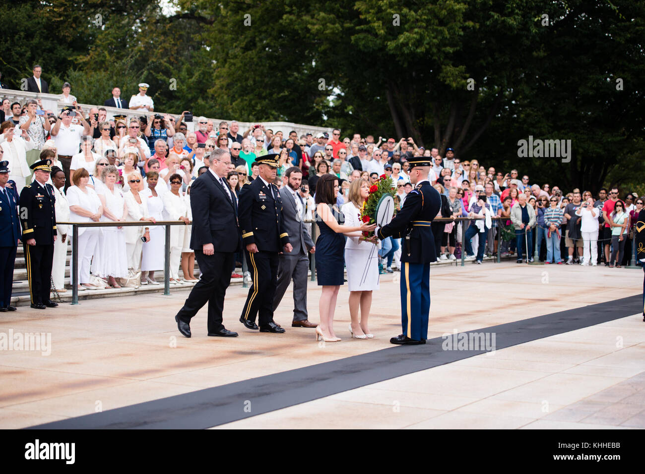 Settantacinquesimo celebrazione annuale della stella d'oro madre Domenica è tenuto in Al Cimitero Nazionale di Arlington (21777167981) Foto Stock