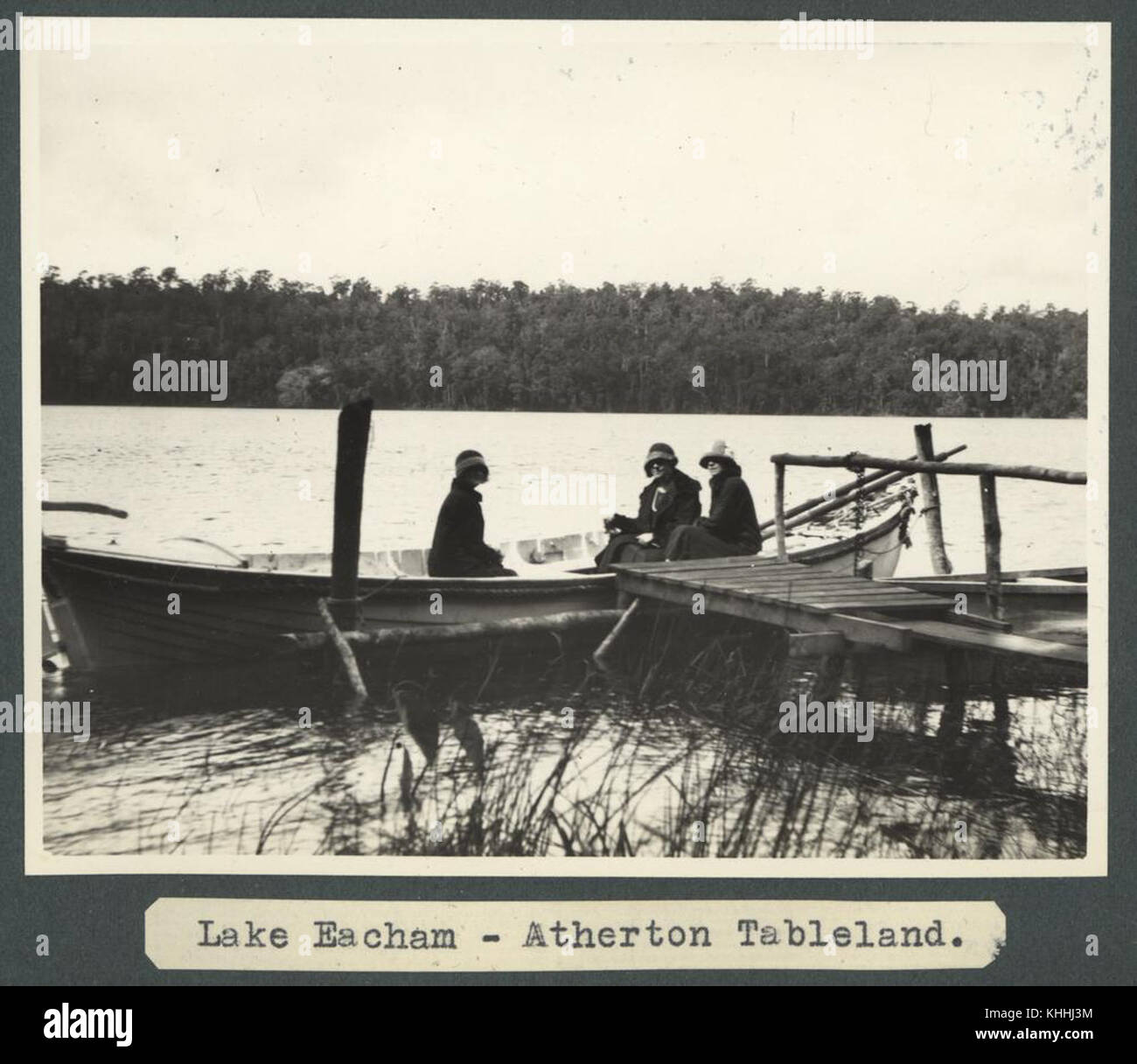 1 256329 su una barca sul Lago Eacham sull'Altopiano Atherton Foto Stock