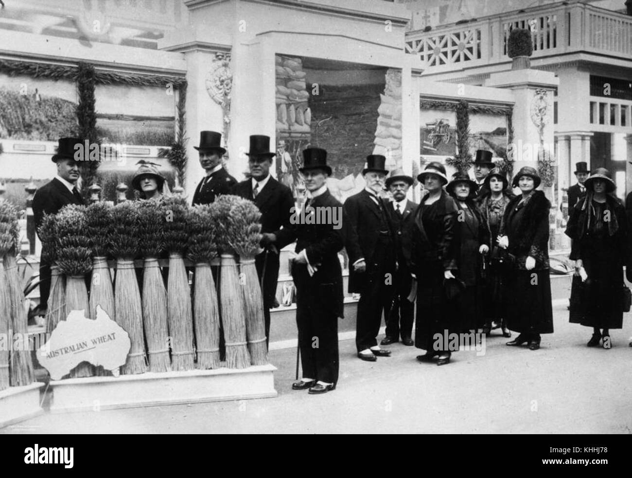 2 198991 illustri visitatori del Queensland presso il British Empire mostra a Londra, 1924 Foto Stock