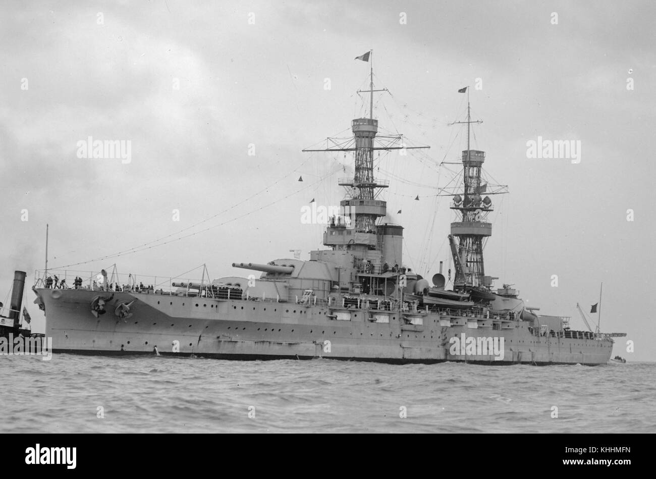 La USS Pennsylvania, una notevole corazzata della Marina degli Stati Uniti, è raffigurata in una fotografia del 1925, che mostra la nave in servizio all'inizio del XX secolo. Foto Stock