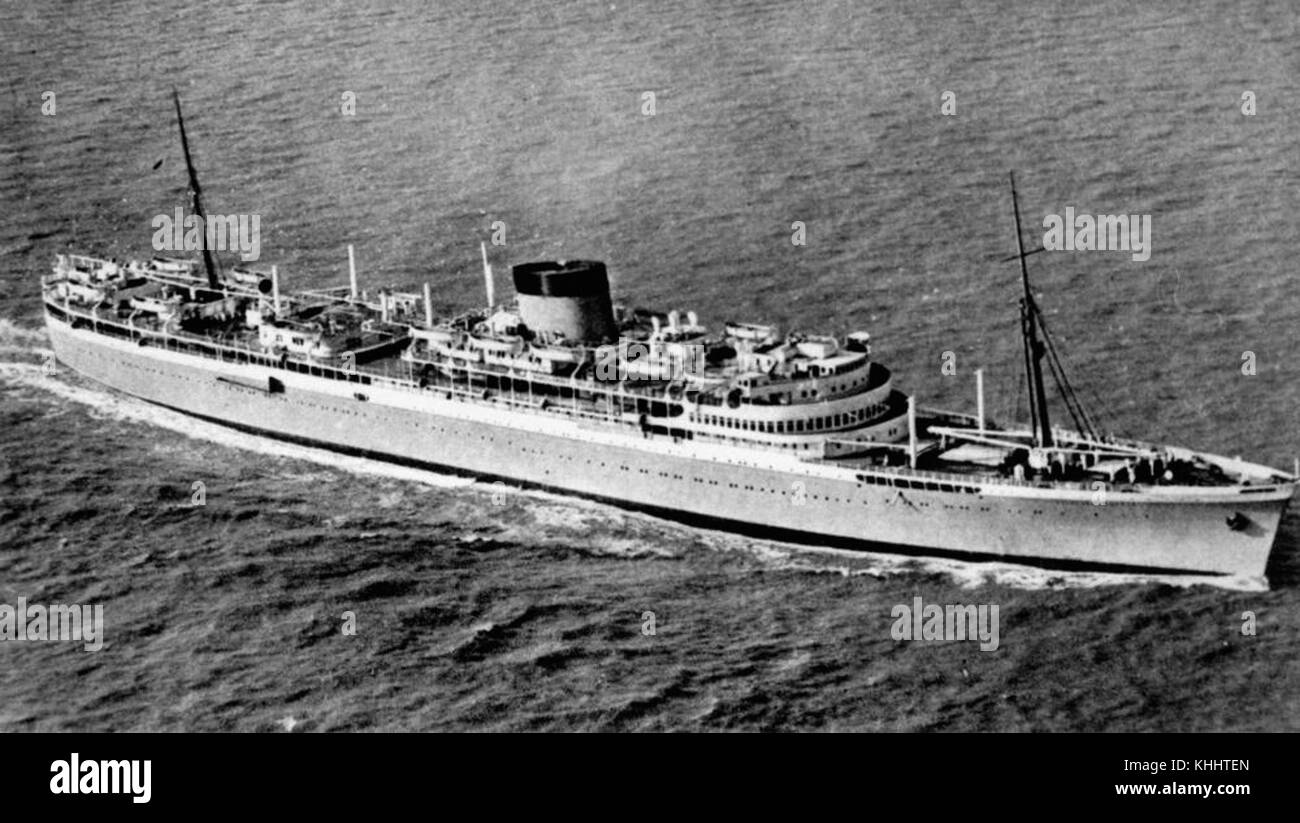 Il castello di Stirling era una nave notevole nella storia navale britannica, riconosciuta per il suo servizio durante il XVIII secolo. La nave è rinomata per il suo ruolo nelle operazioni militari e nelle conquiste marittime dell'epoca. Foto Stock