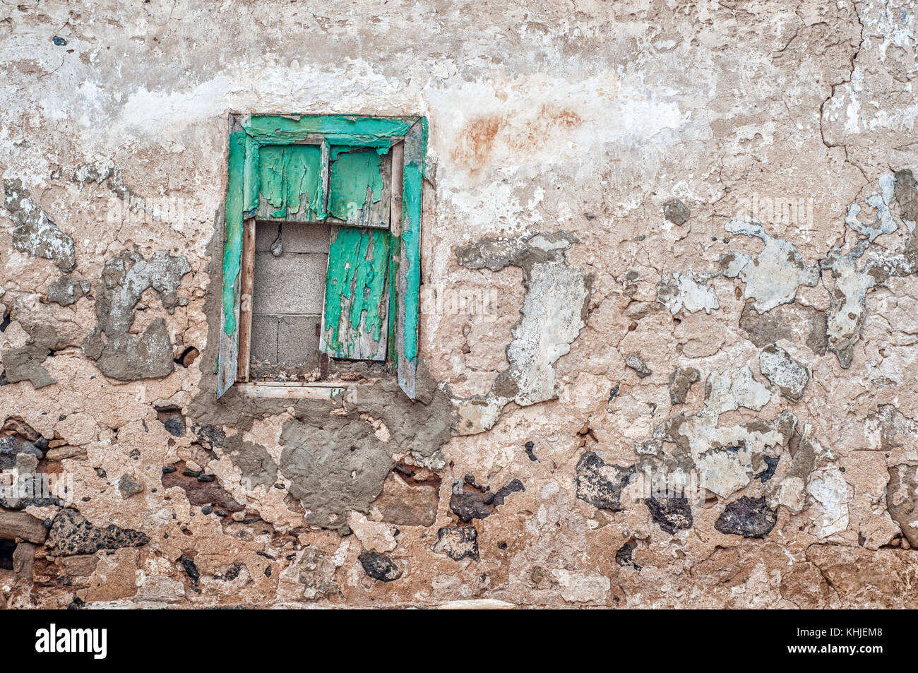 Visualizzazione di una finestra in una vecchia facciata, Graciosa, Isole Canarie, Spagna Foto Stock