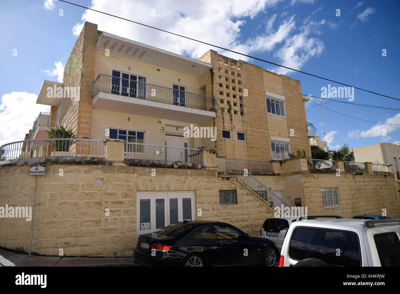 Valletta, Malta. 15/11/2017 - . Imprese maltesi e le holding al centro del 'Paradiso Papers, Valletta, Malta. . Queste aziende aiutare i ricchi e famosi di ridurre i loro oneri fiscali eseguendo legal evasione fiscale regimi che sfruttare le lacune a livello nazionale e internazionale le leggi fiscali. 40 Triq Sir Augustus Bartolo, Ta' Xbiex, Valletta. Indirizzo ufficiale della TUC Ltd. che ha ucraino politico Anton Prigodsky come direttore della società. Foto Stock