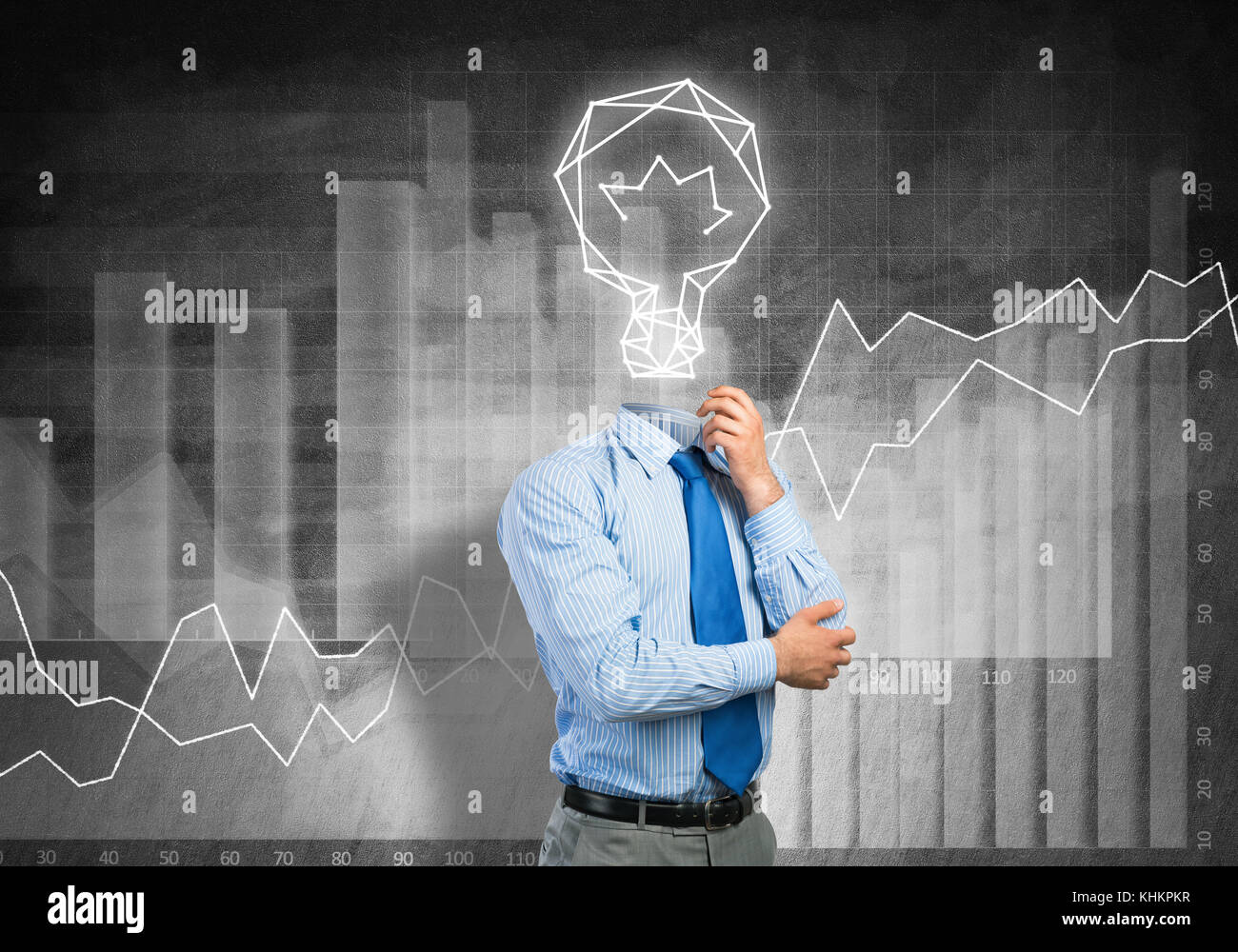 Uomo di pensiero oltre la sua idea Foto Stock