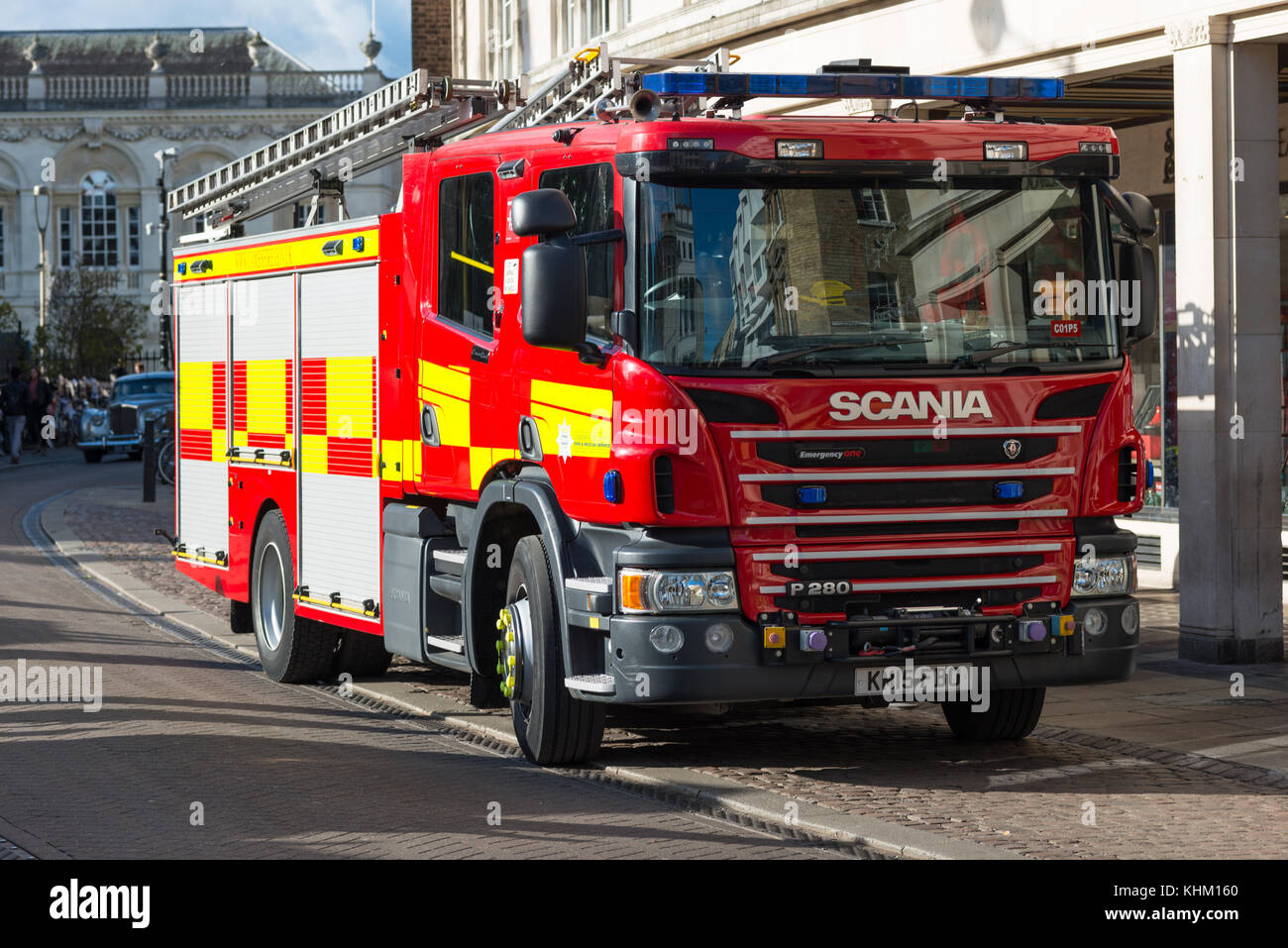 Un incendio del motore dalla Cambridgeshire Fuoco e servizio di salvataggio nel centro della città di Cambridge. Inghilterra, Regno Unito. Foto Stock