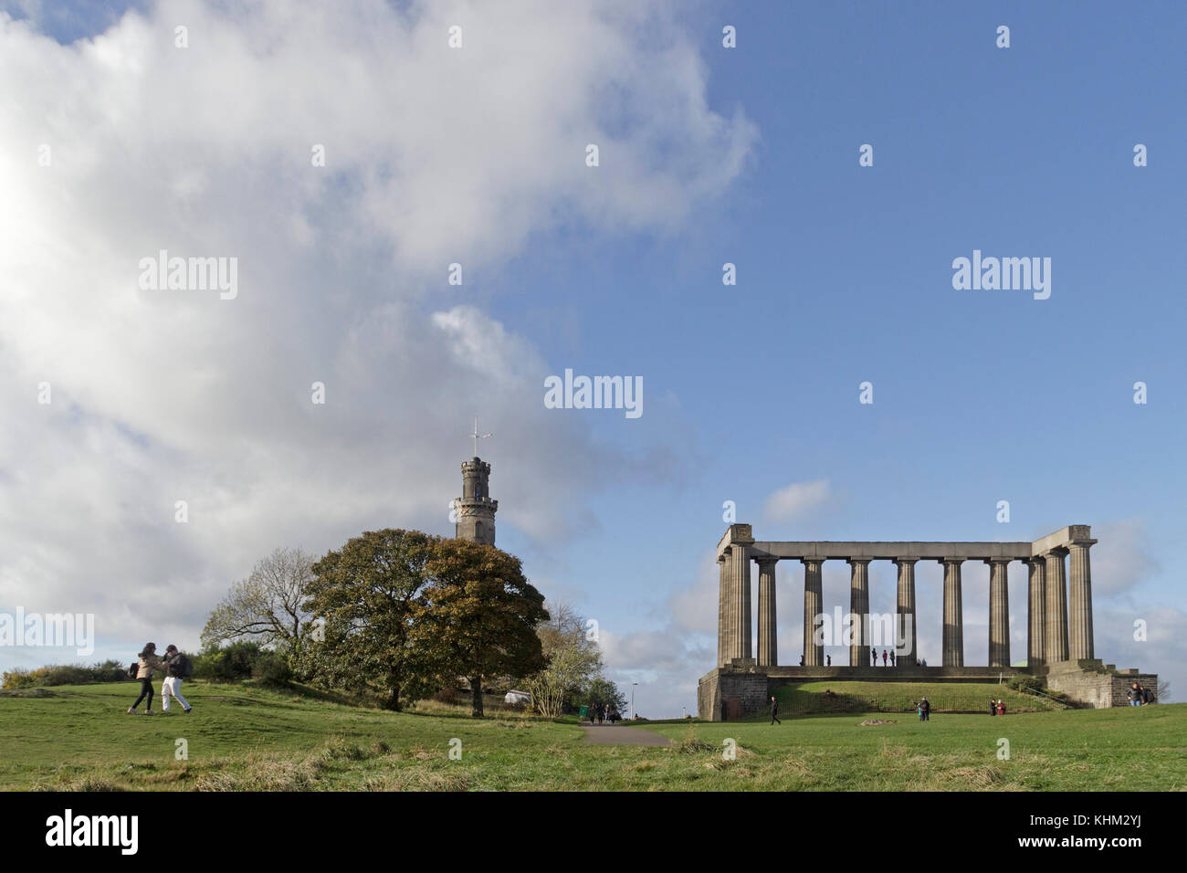 Monumento Nelson e il Monumento Nazionale di Scozia, Carlton Hill, Edimburgo, Scozia, Gran Bretagna Foto Stock