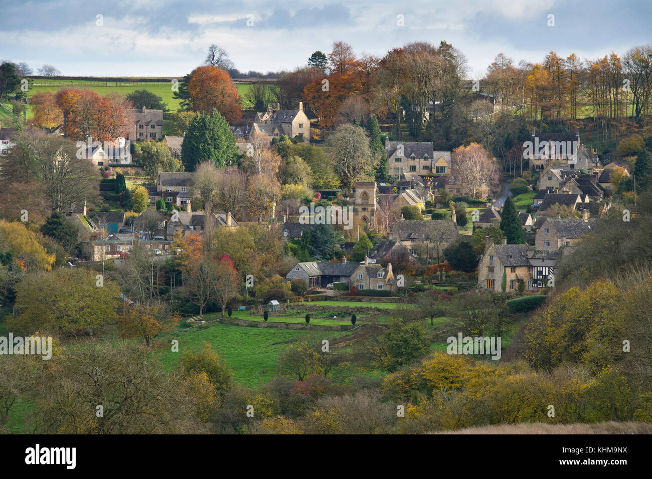 Snowshill villaggio nel tardo autunno. Snowshill, Cotswolds, Gloucestershire, Inghilterra. Foto Stock